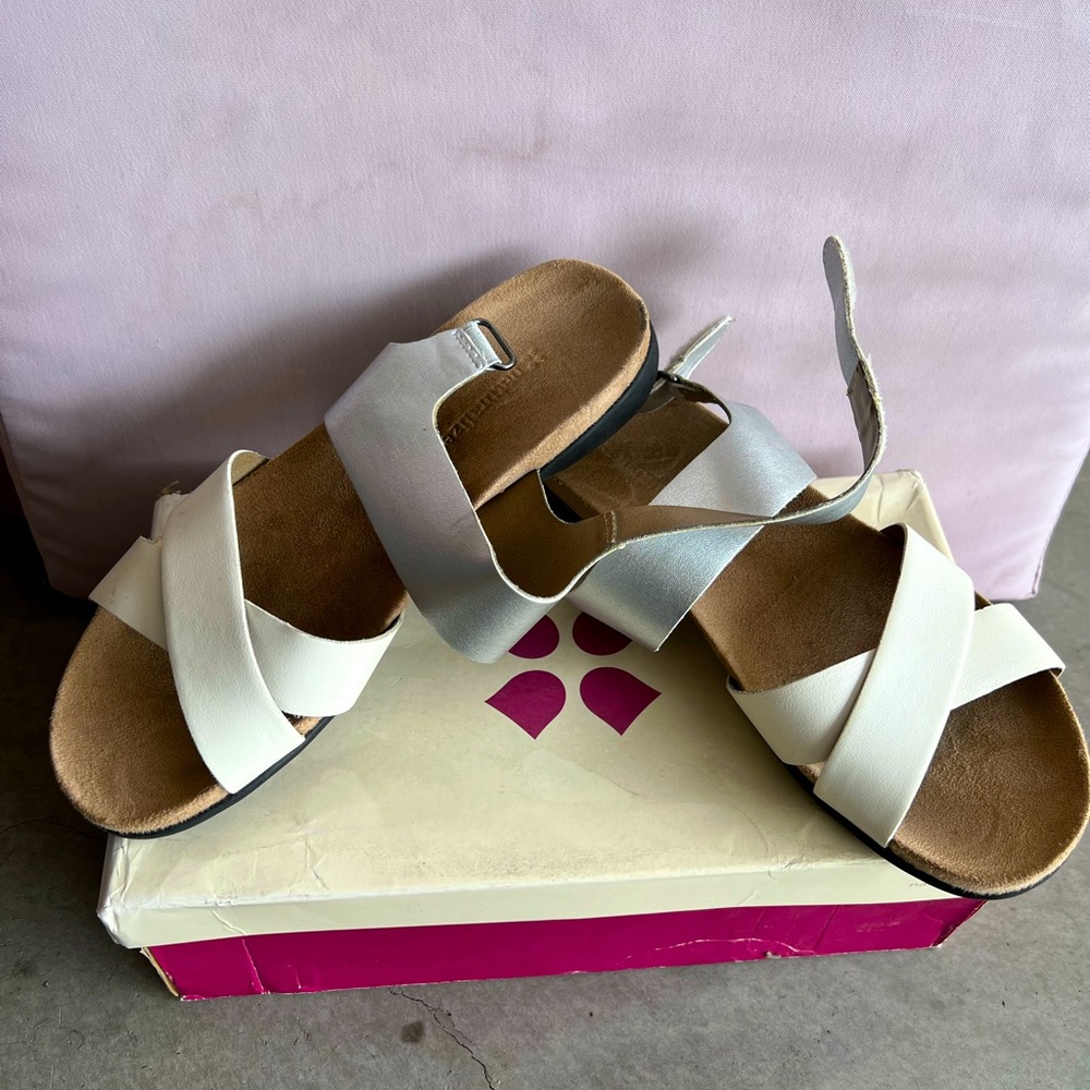 Comfortable sandals